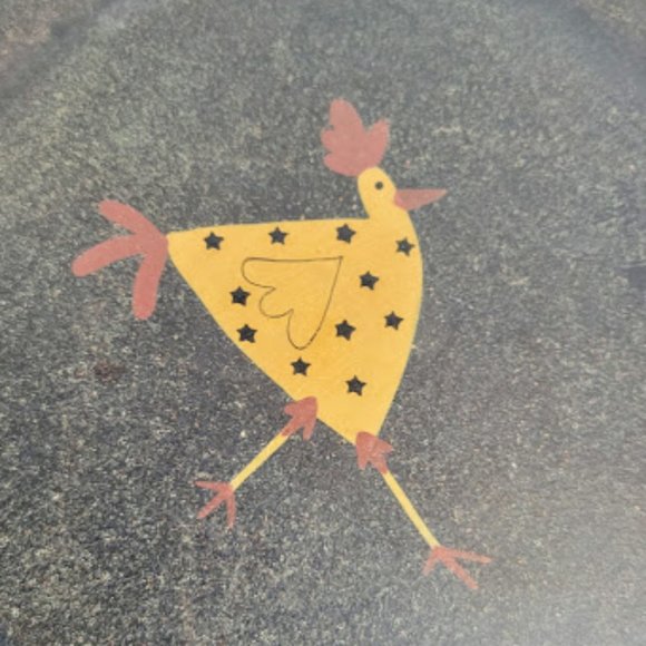 Donna White Hen Chicken Primitive Farmhouse Hand Painted Wood Composite Plate - Picture 3 of 5